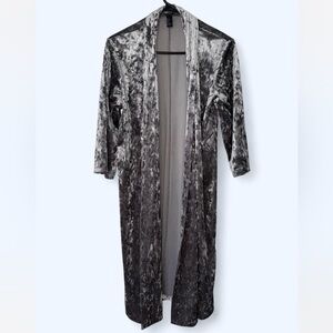 Forever 21 Silver velvet long sleeve open robe cardigan